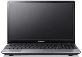 Compare Samsung Series 3 NP300E5Z-A0GIN Laptop (Intel Pentium Dual-Core/2 GB/320 GB/DOS )
