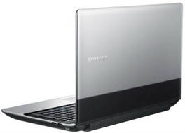 Samsung Series 3 NP300E5Z-A0MIN Laptop (Core i3 2nd Gen/4 GB/750 GB/DOS)