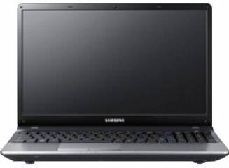 Samsung Series 3 NP300E5Z-S02IN Laptop (Core i5 2nd Gen/4 GB/500 GB/DOS/1 GB) Price