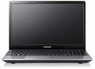 Samsung Series 3 NP300E5Z-S07IN Laptop (Core i5 2nd Gen/4 GB/750 GB/DOS/1 GB) Price