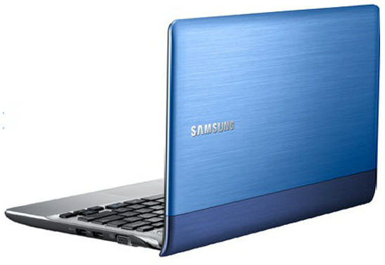 Samsung Series 3 NP305U1A-A03IN Laptop (AMD Dual Core/2 GB/320 GB/Windows 7) Price