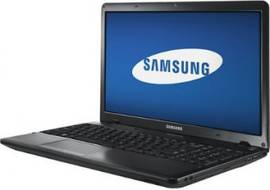 Samsung NP365E5C-S05US (AMD Dual-Core A6/4 GB/500 GB/Windows 8)