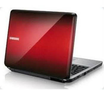 Samsung RC520-S0AIN Laptop (Core i3 2nd Gen/4 GB/640 GB/Windows 7/1 GB)