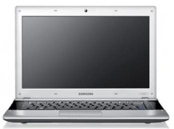Compare Samsung RV409-A04IN Laptop (Intel Pentium Dual-Core/3 GB/320 GB/DOS )