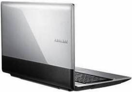Samsung RV509-S03IN Laptop (Core i3 1st Gen/3 GB/500 GB/DOS/1 GB)