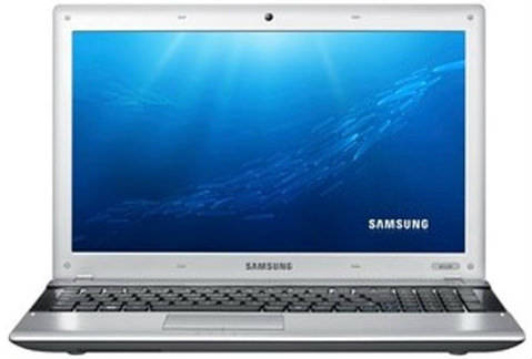Samsung RV513-A02IN Laptop (APU Dual Core/2 GB/320 GB/DOS)