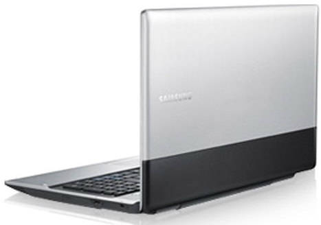 Samsung RV513-A02IN Laptop (APU Dual Core/2 GB/320 GB/DOS)