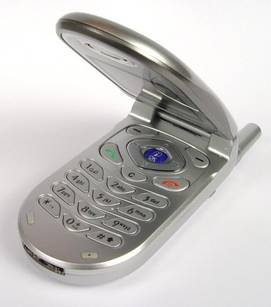 LG C1100