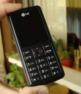 LG KG275