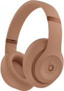 Beats Studio Pro Kim Special Edition