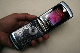 Motorola Razr2 V8