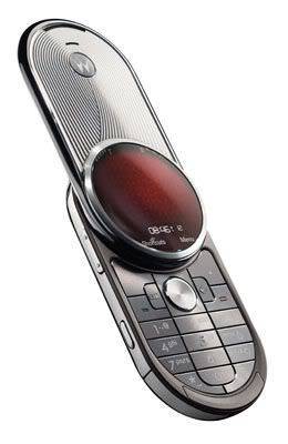Motorola V70