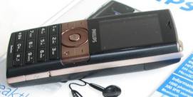 Philips Xenium 9@9k