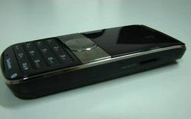 Philips Xenium 9@9u