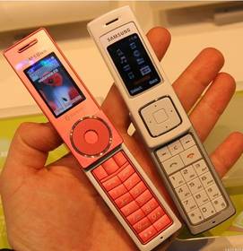 Samsung F200
